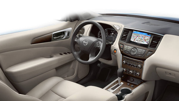 Navigation system inside a Nissan Pathfinder